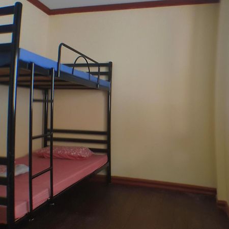Bangkok Legend Guesthouse Екстериор снимка